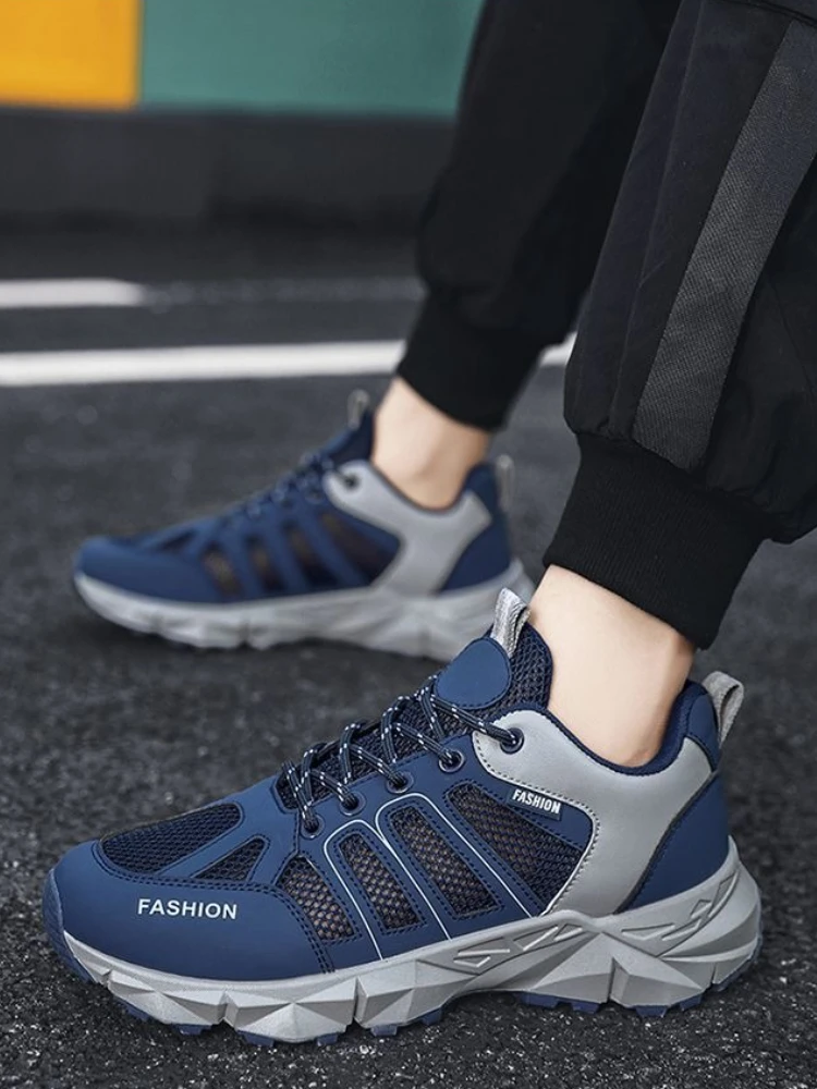 Running Sports Shoes for Men O - Outdoor Lighting On Sale avaliação e preço